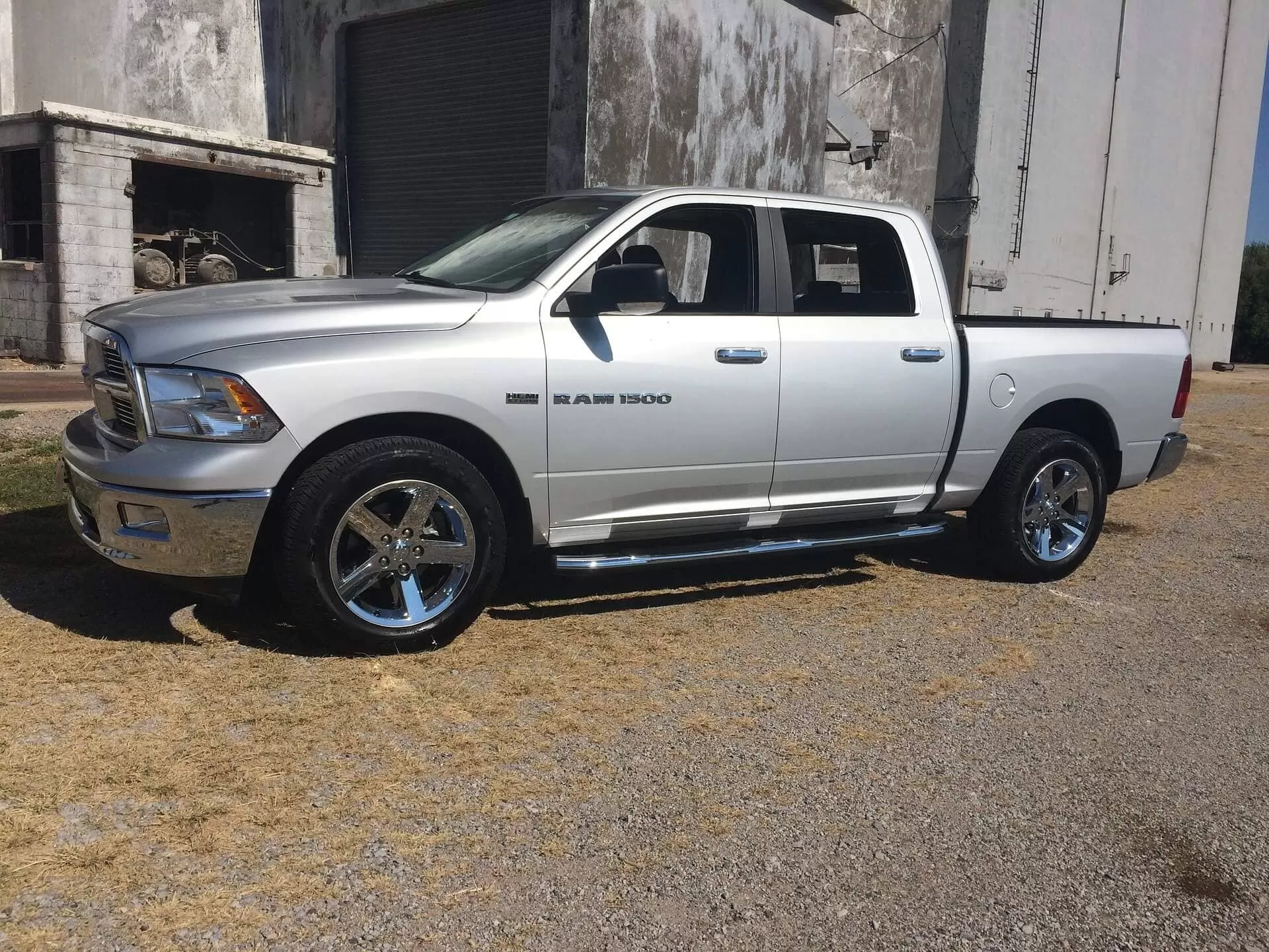 Silver Dodge RAM 1500