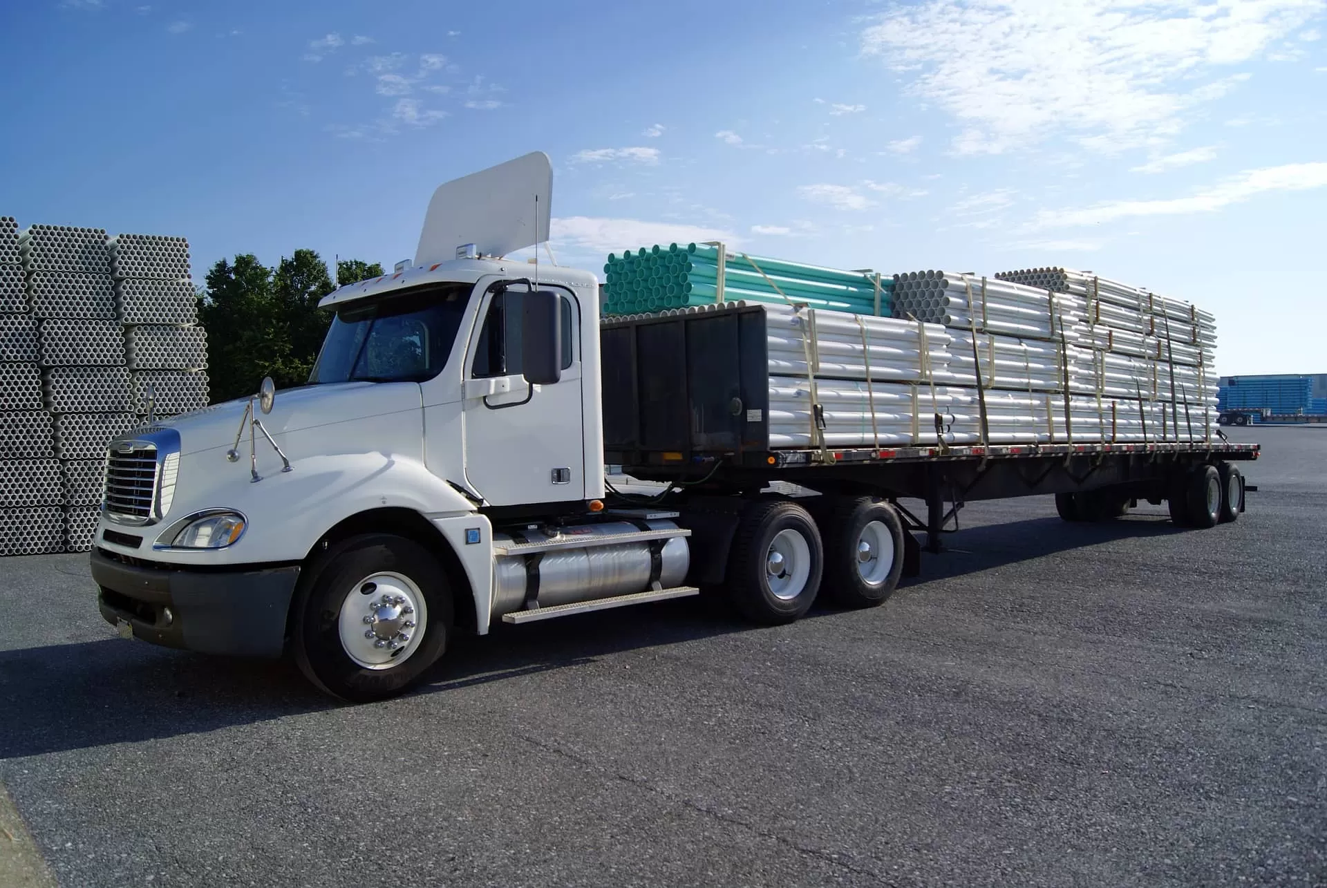 freightliner truck