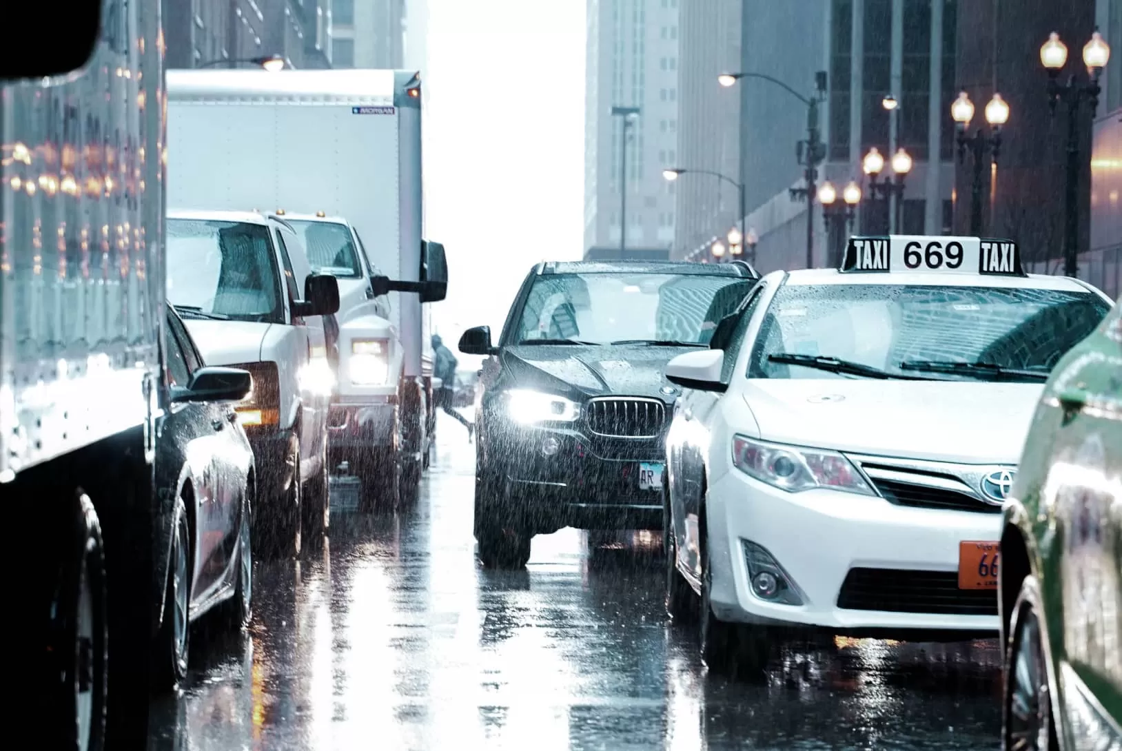 Photo with cars in traffic jams