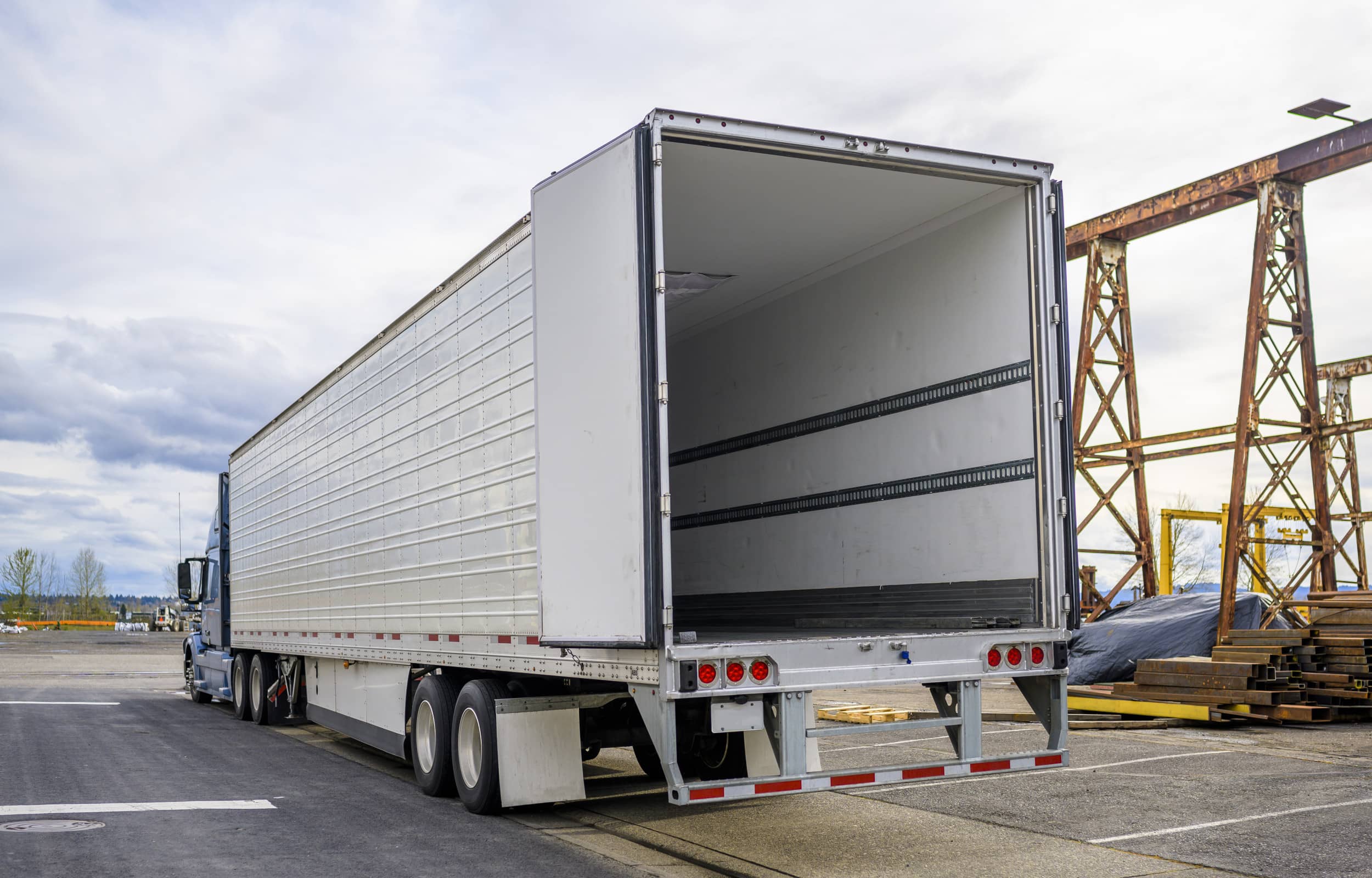 MOST PROFITABLE TYPES OF TRAILERS FOR OWNER OPERATORS