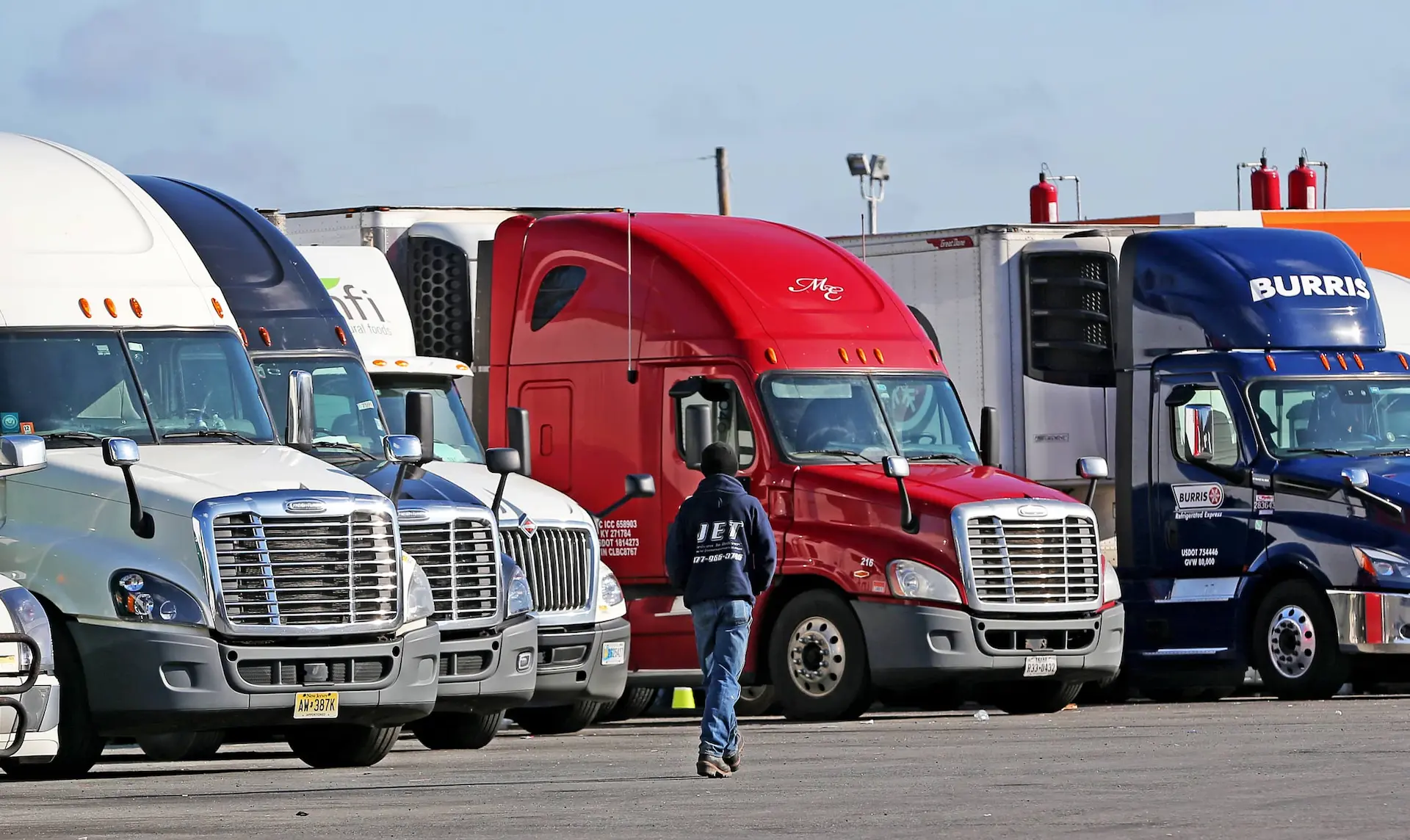 The Most Dangerous Truck Parking Places in the USA