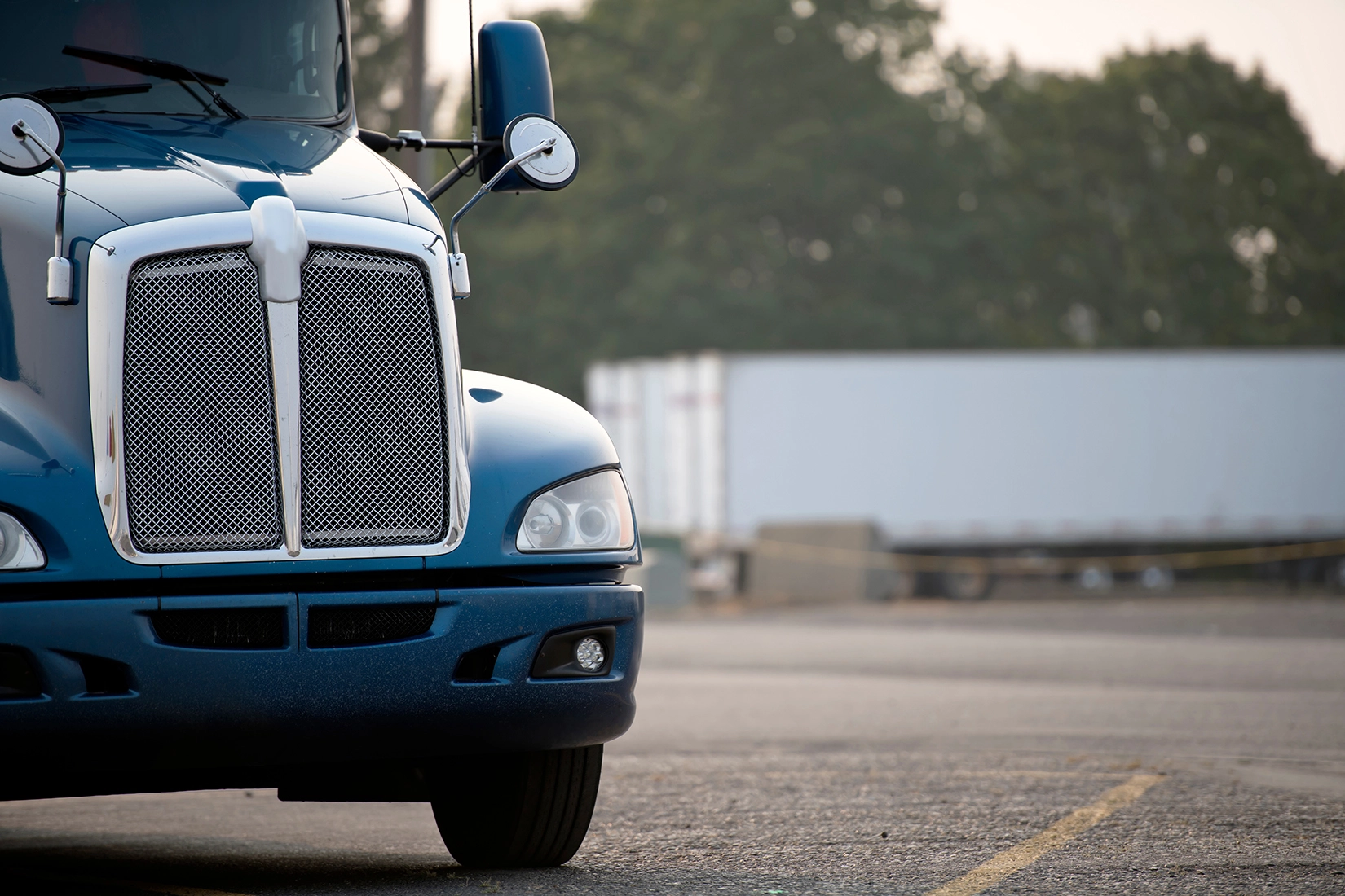 Leasing a Semi Truck vs. Buying