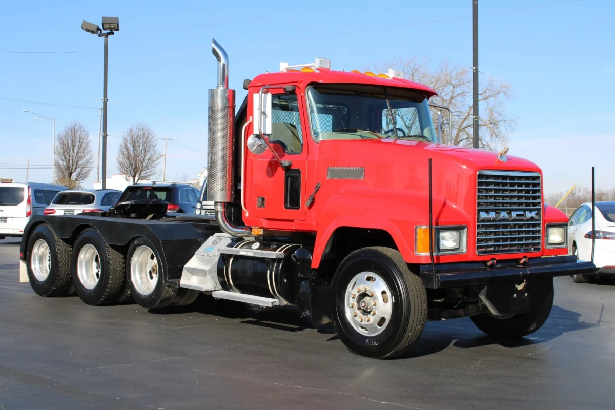 Mack CH Series